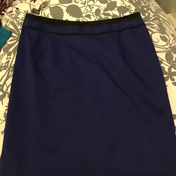 Mario Serrani pencil skirt - Picture 3 of 4